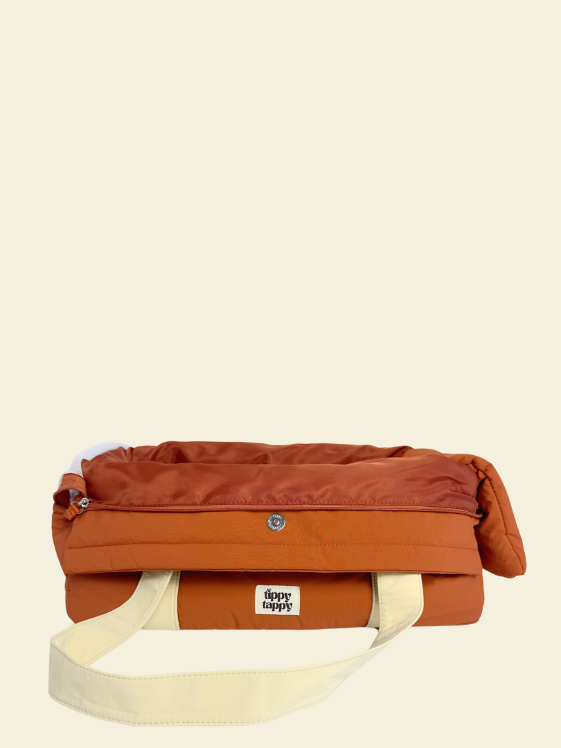 Tippy Tappy Nest Pet Carrier