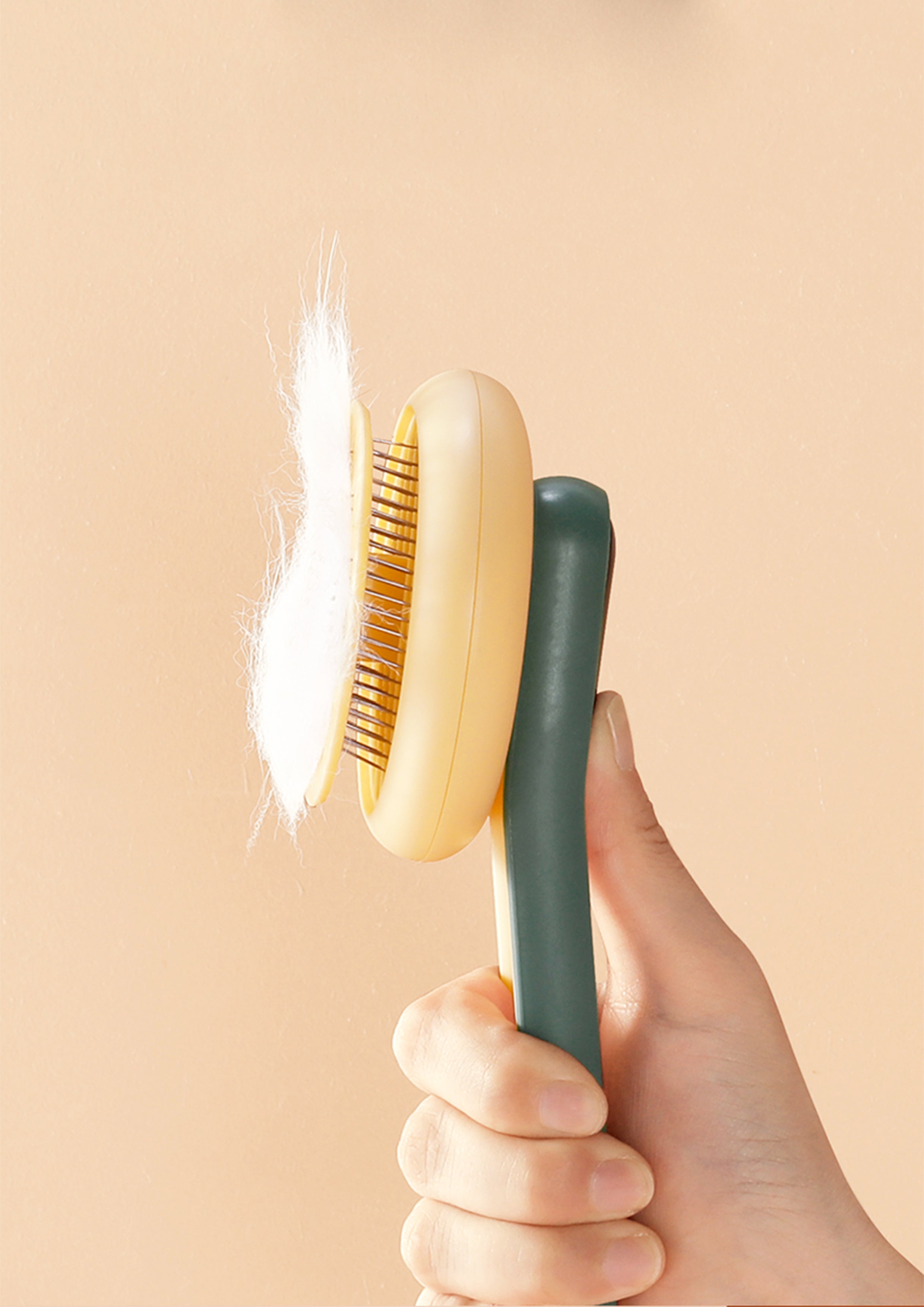 Comb with Fur Remover