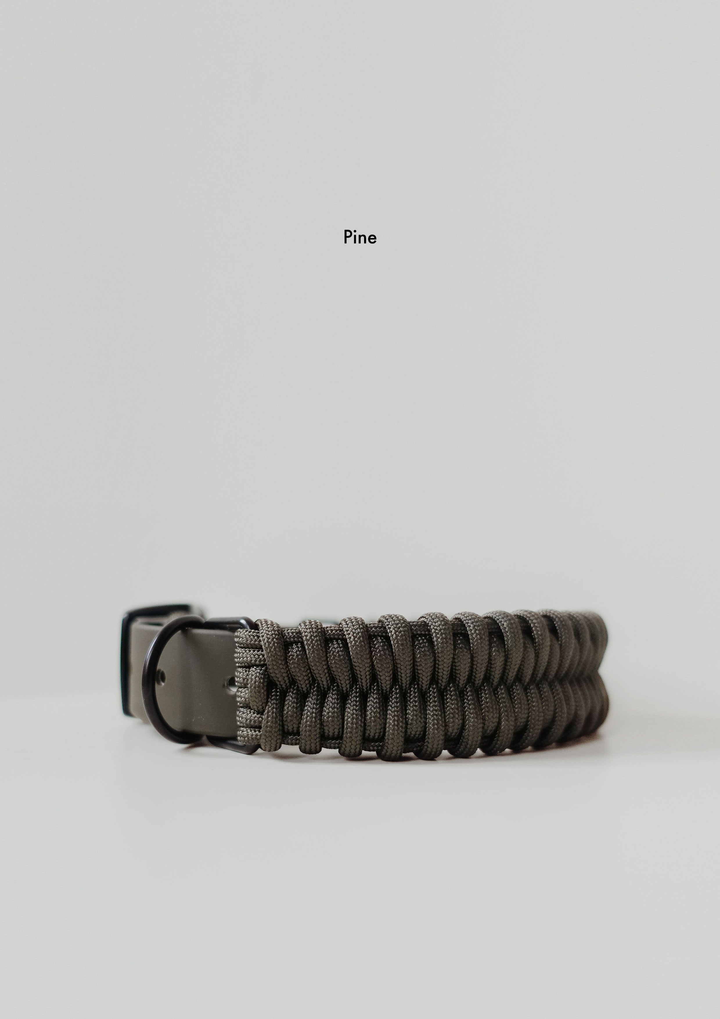 FOSSIL Wide Paracord Collar