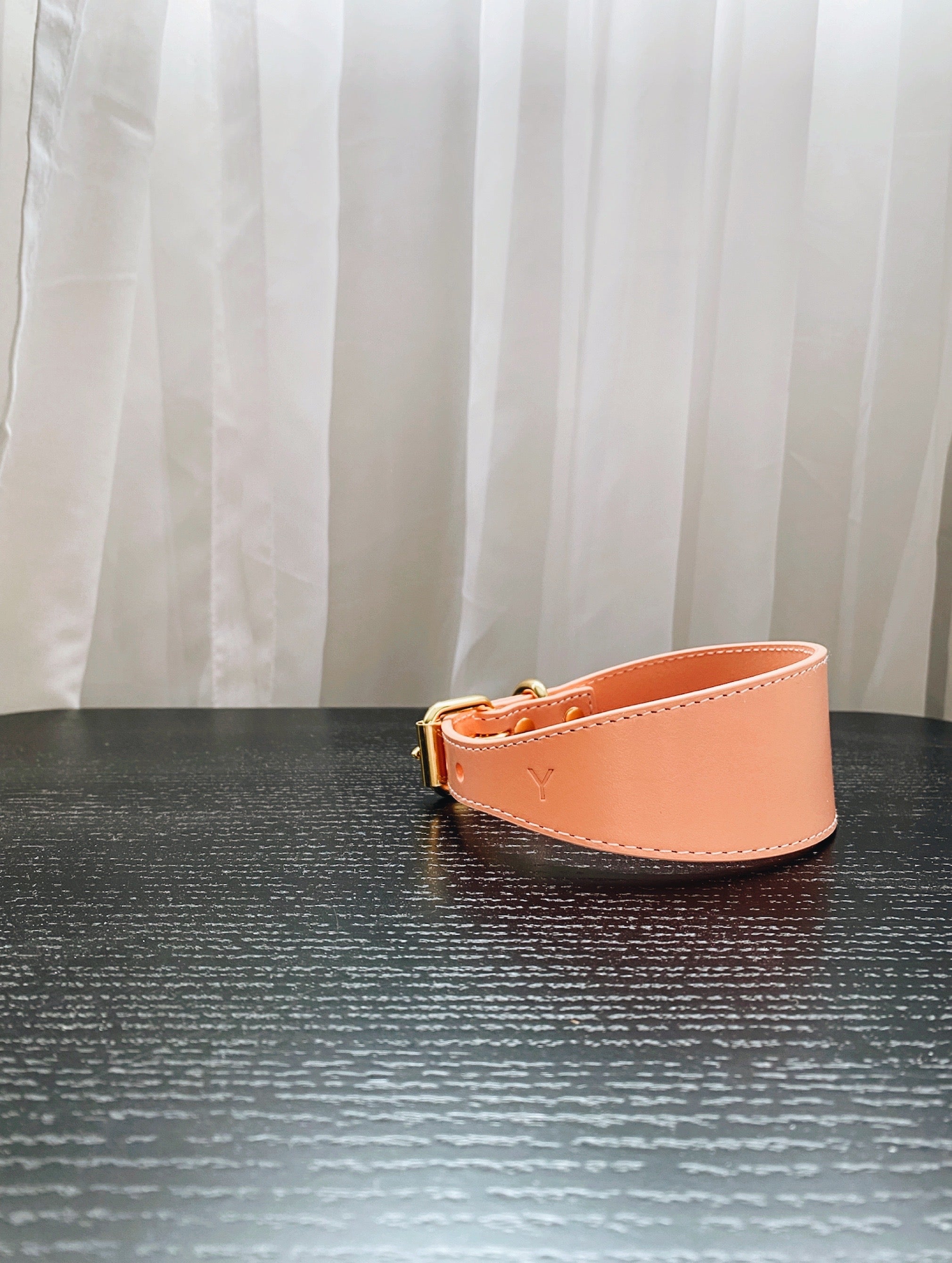 Apricot Thin Leather Collar