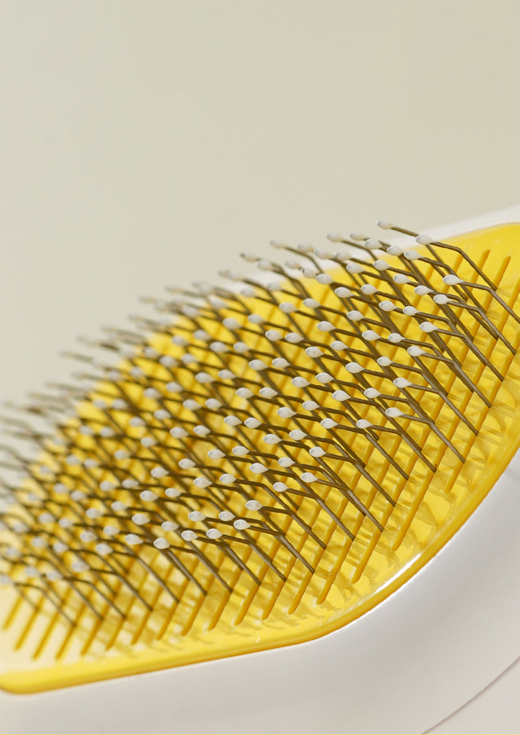 Oblong Comb with Fur Remover