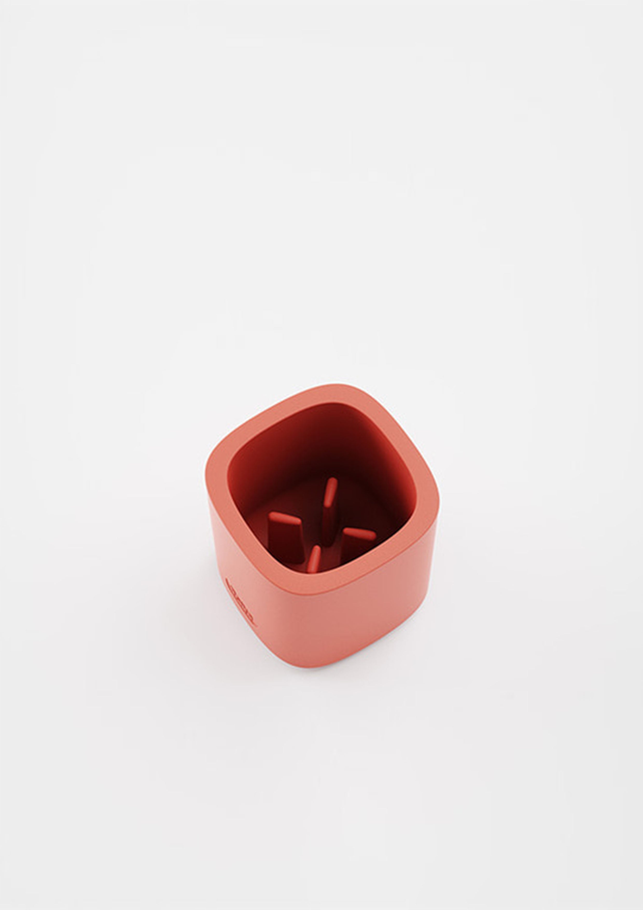Togi (Coral Red)