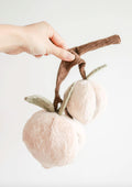 MOMO Snuffle Peaches