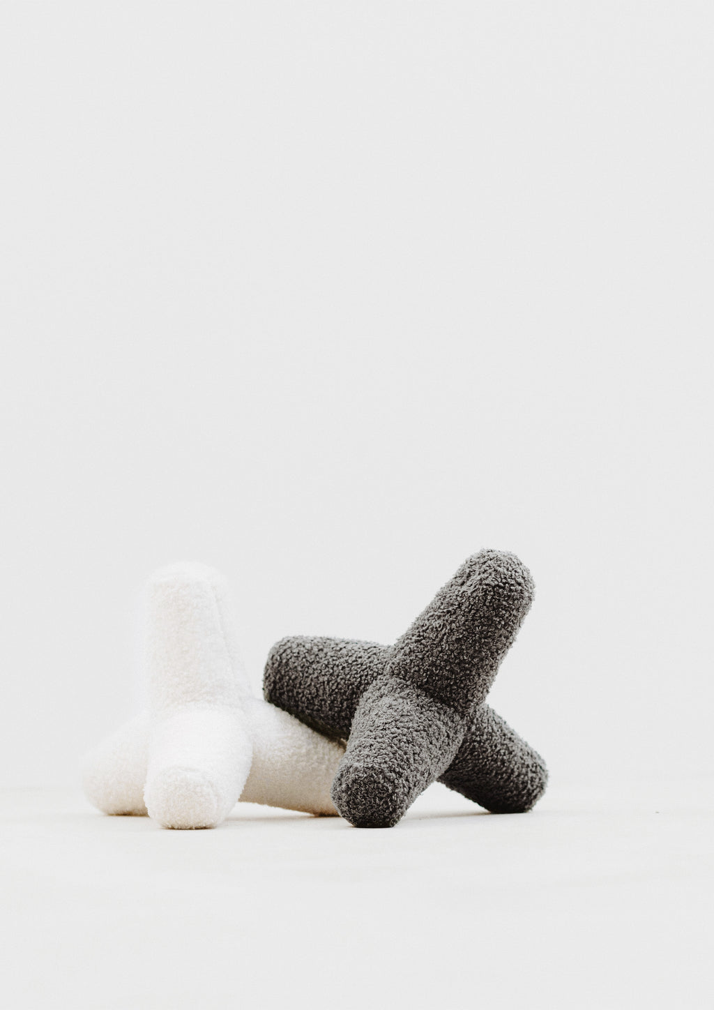 O BREUER Squeaker + Crinkle Tetrapod